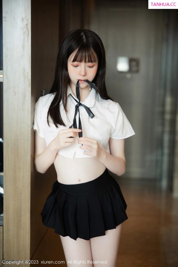   [XiuRen]高清写真图 2023.10.19 No.7534 林悠悠 清纯美腿第22张图片